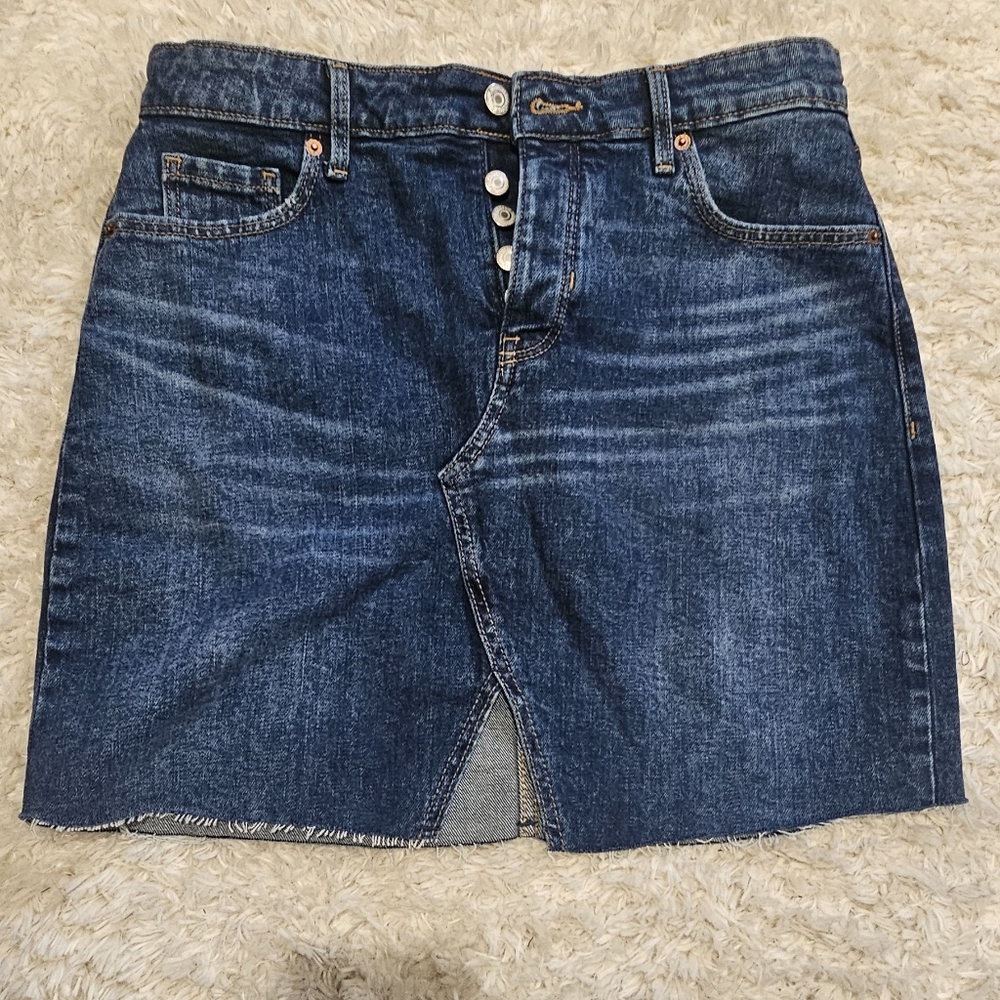 Old Navy Dark Blue Denim Higher - High Rise Skirt Size 6
